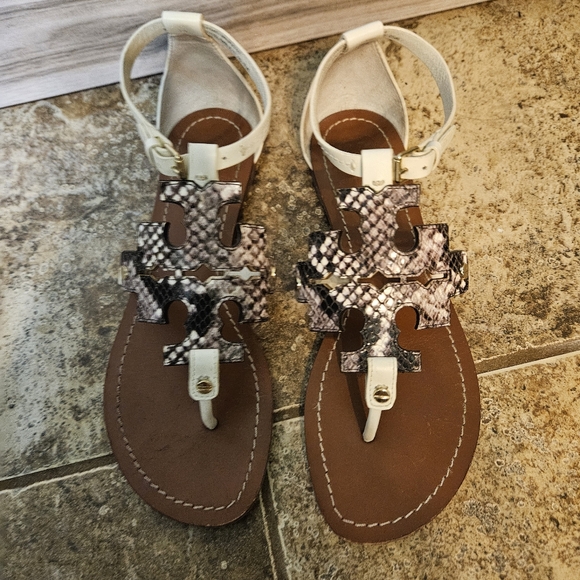 Tory Burch Phoebe Snakeskin Thong Sandals Rare - Picture 16 of 16